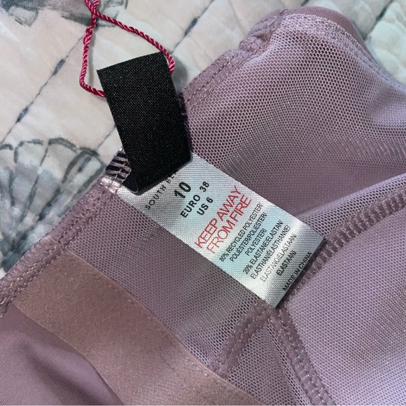 NWT South Beach Tank - Picture 8 of 12